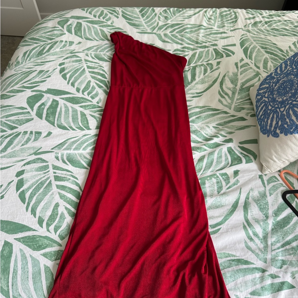 VICI Red One-Shoulder Dress